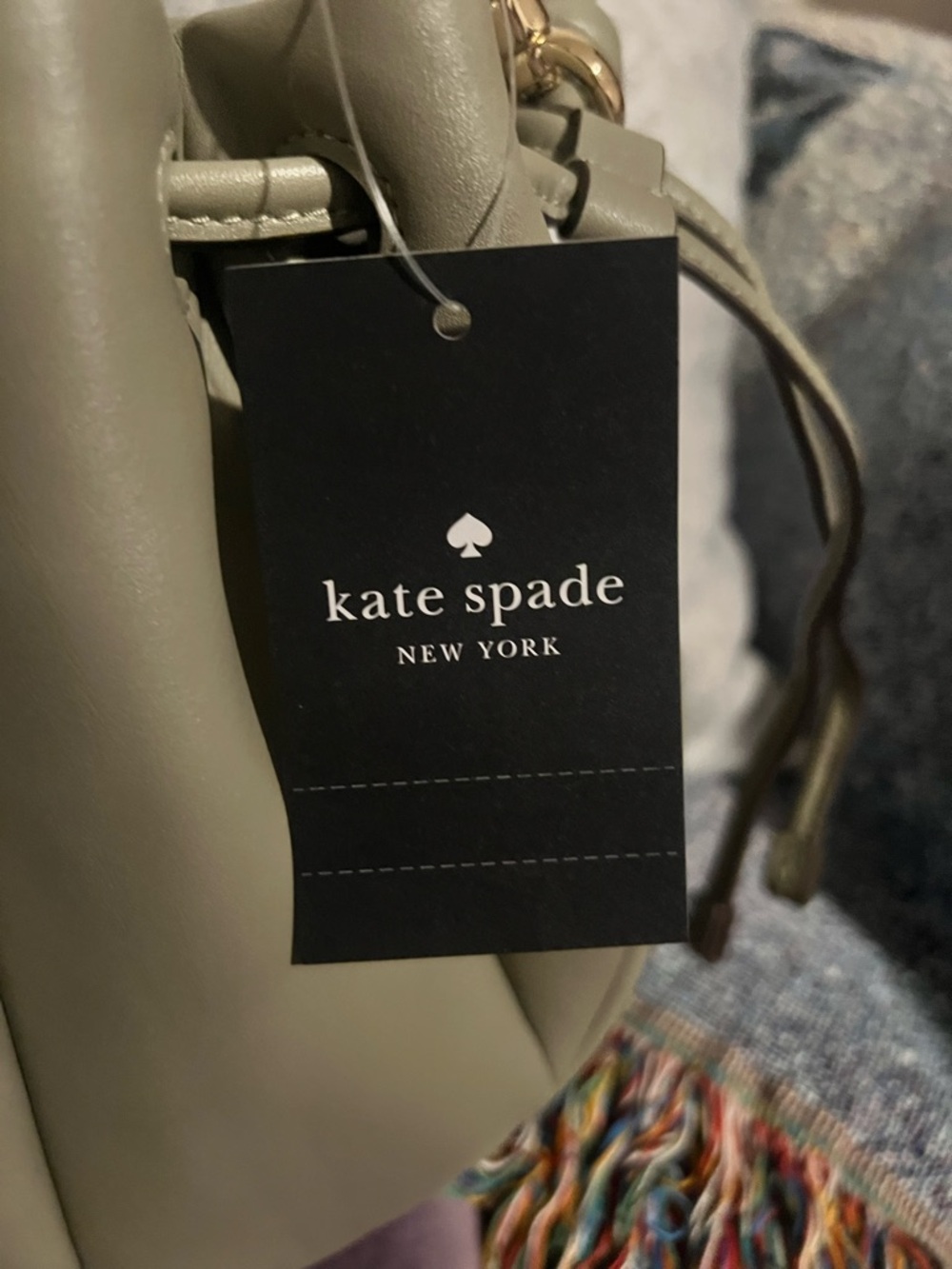 NWT Oyster Shell Kate Spade Pinch crossbody bag BELOW RETAIL SALE PRICE - Picture 4 of 9